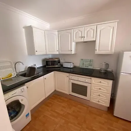 בית נופש Stunning 4 Bed With Private Pool סן מיגל דה אבונה
