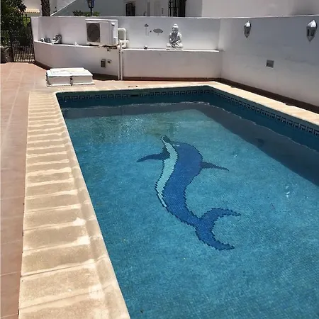 Stunning 4 Bed With Private Pool בית נופש סן מיגל דה אבונה